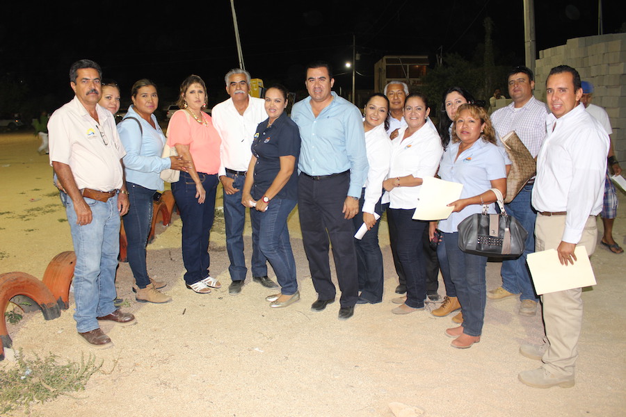 Familias de colonia Leonardo Gastélum reciben agua entubada del OOMSAPASLC